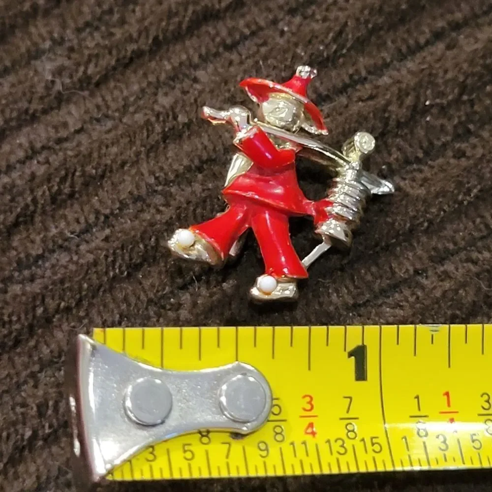 Vintage Asian Man Carrying a Lantern Small Brooch - 1950's MCM Scatter Pin